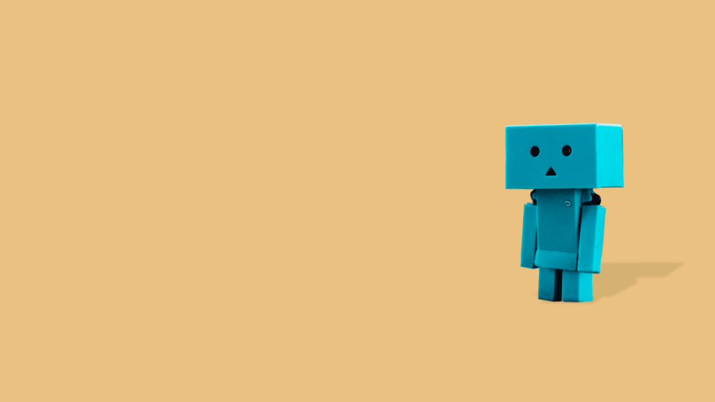 Os chatbots entregam soluções e experiências com bom nível de personalização sem ter que ampliar seu quadro humano de atendimento e com constante coleta de dados e aprendizado.